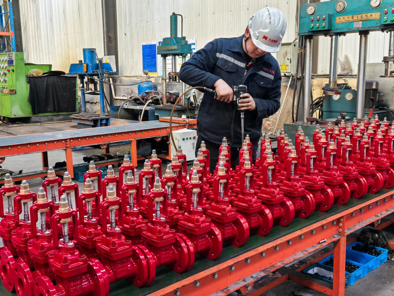 SuZhou YouWei Fluid Technology CO., LTD linea di produzione del produttore