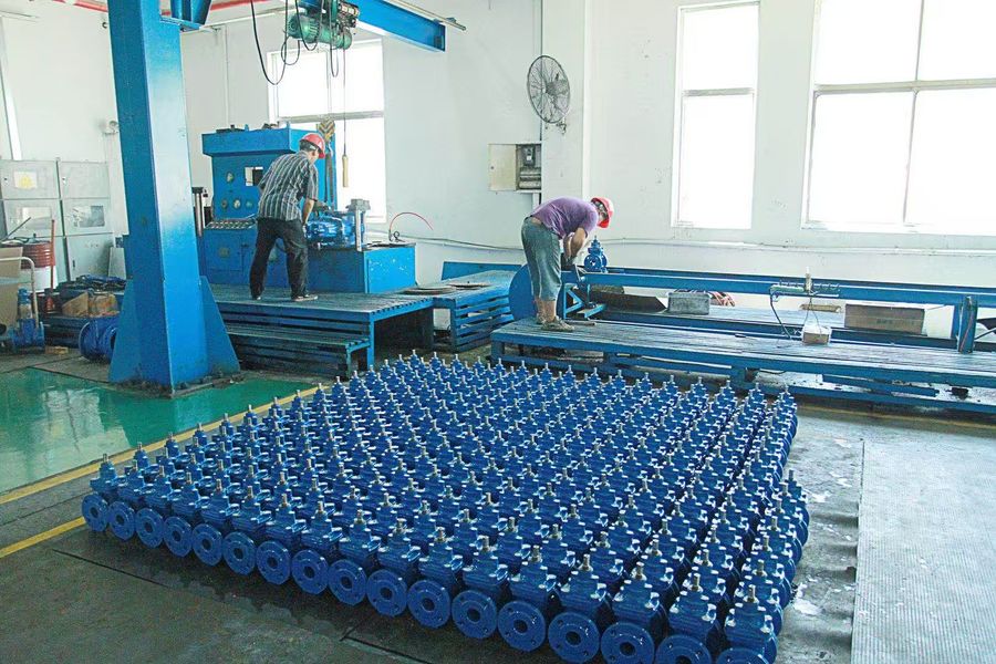 SuZhou YouWei Fluid Technology CO., LTD linea di produzione del produttore